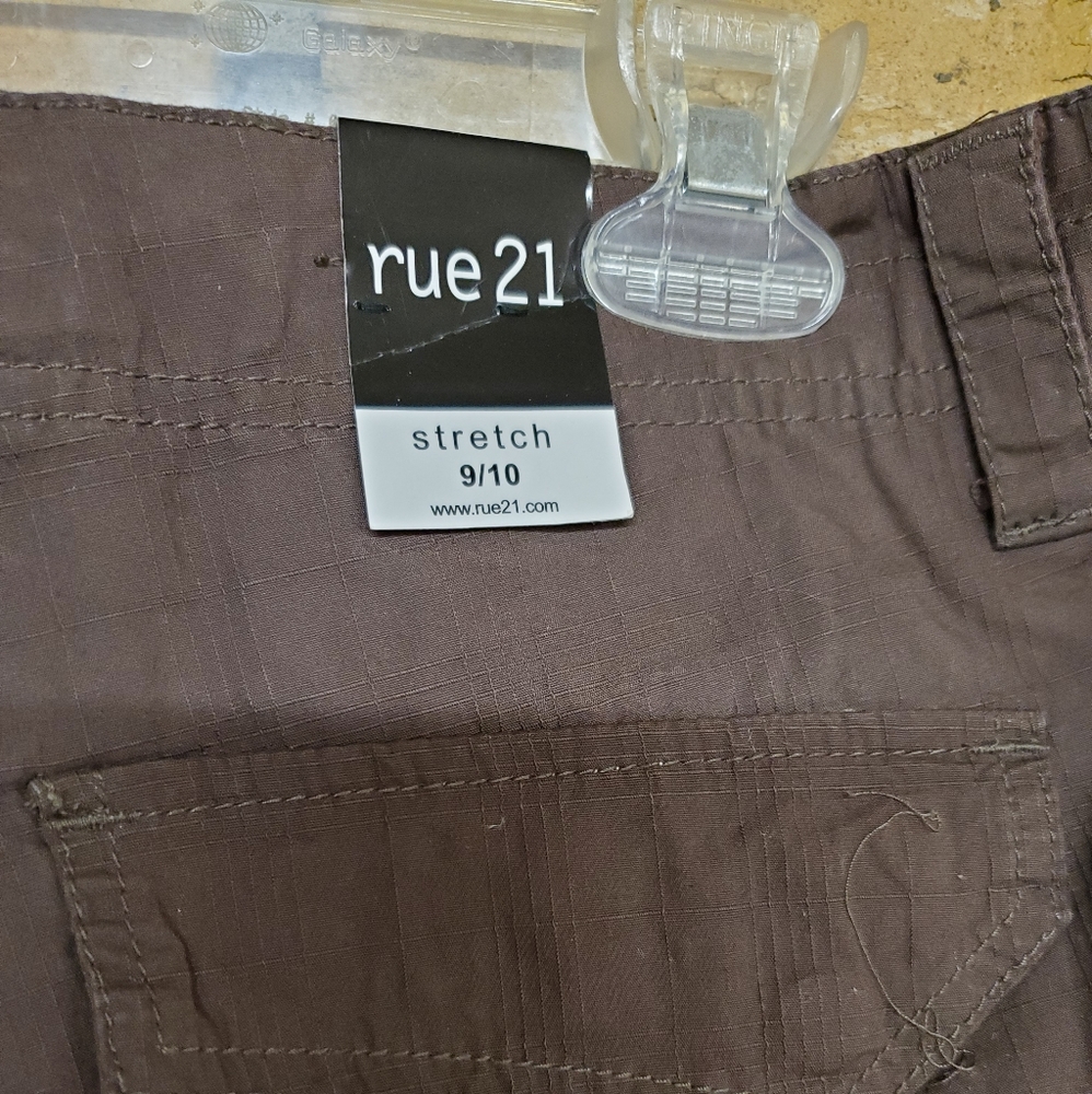 Cargo capris - Picture 3 of 4